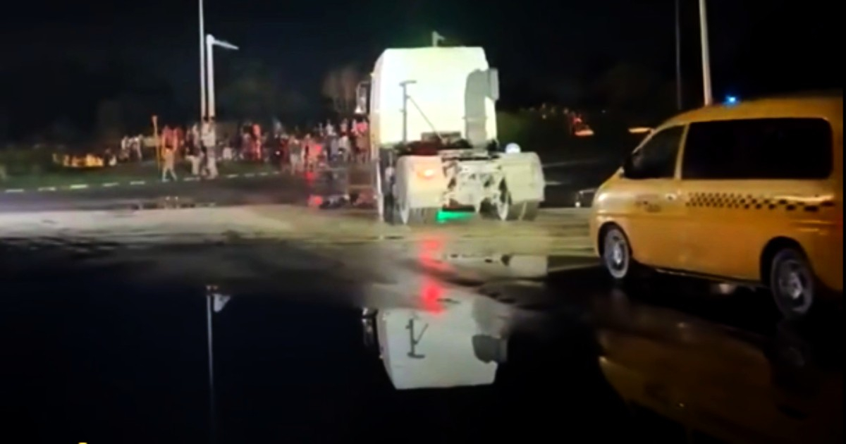 Cuban Government Uses Force to Quell Fontanar Protest Amid Blackout Crisis