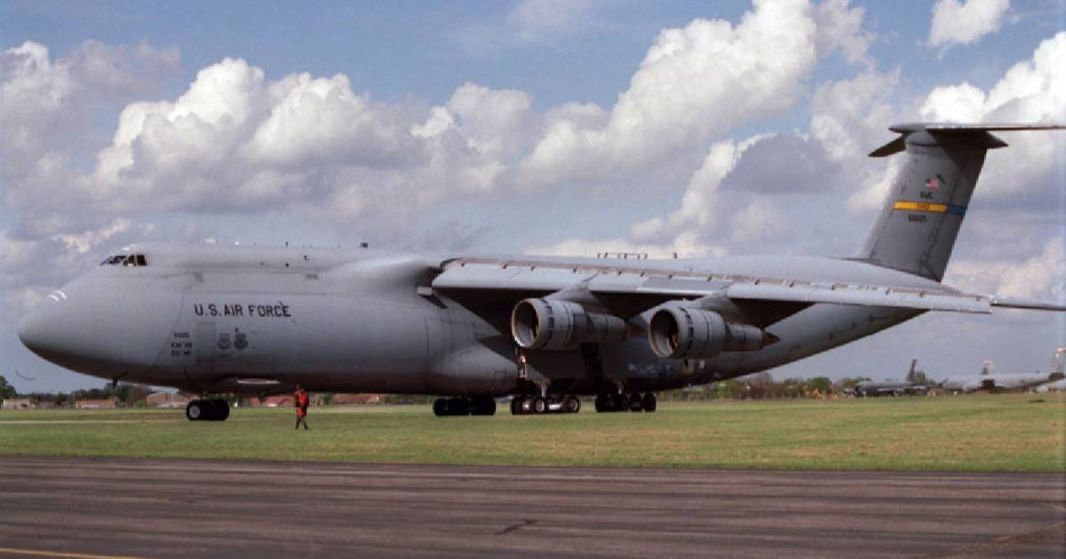 Trump's Envoys Arrive in Moscow on U.S. Special Aircraft with Revised Peace Proposal