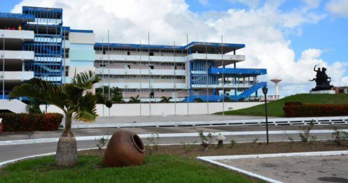 Teenager from Camagüey Vocational School Dies Under Unclear Circumstances