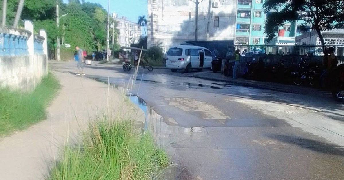 Water Woes in La Lisa: "Flowing Like a River"