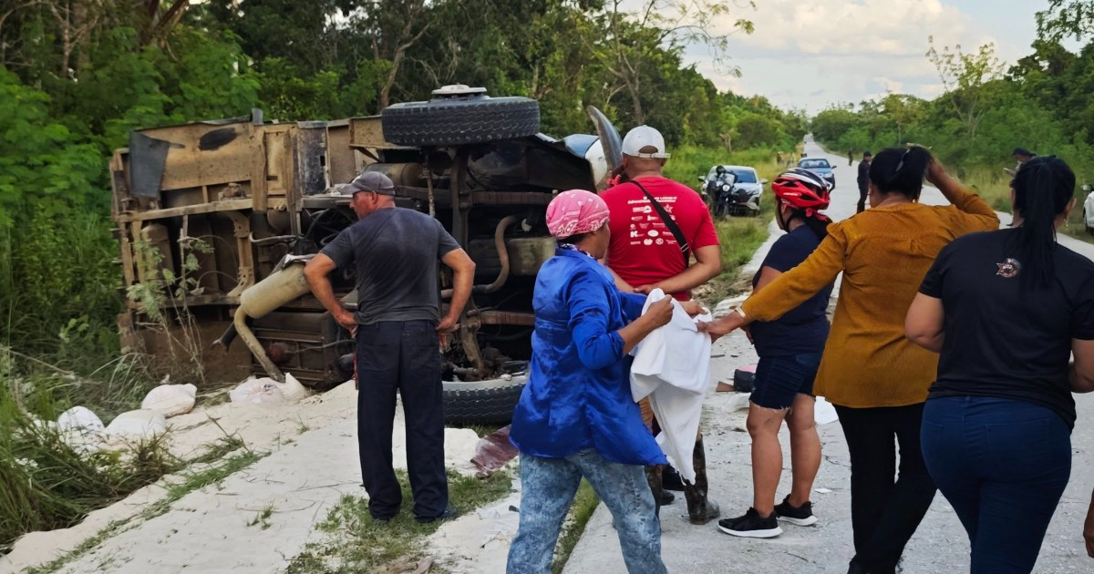 Woman Loses Life and Seven Others Injured in Granma Highway Accident