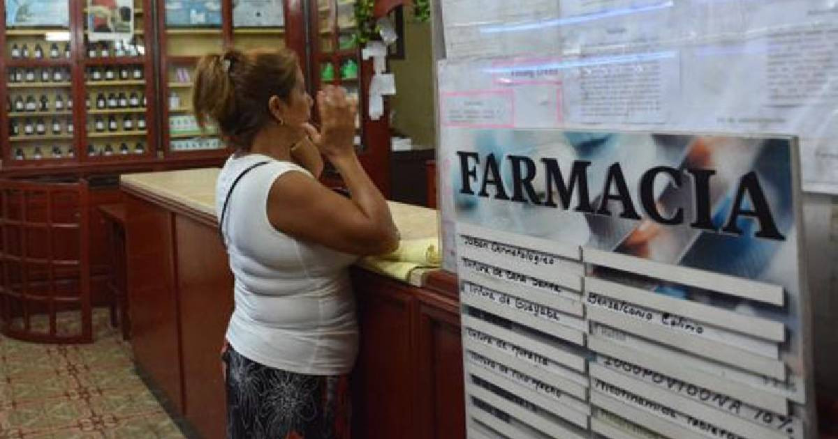 Holguín's Plans for Private Pharmacies Face Delays as None Have Opened Yet