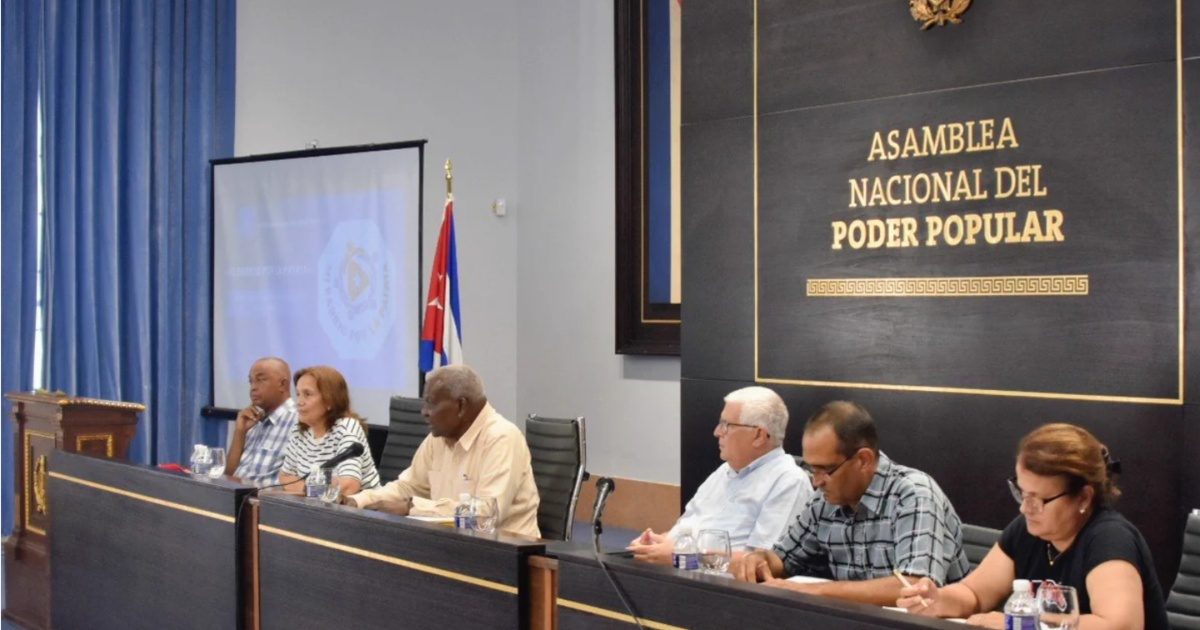 Miembros de la ANPP © Asamblea Nacional del Poder Popular de Cuba