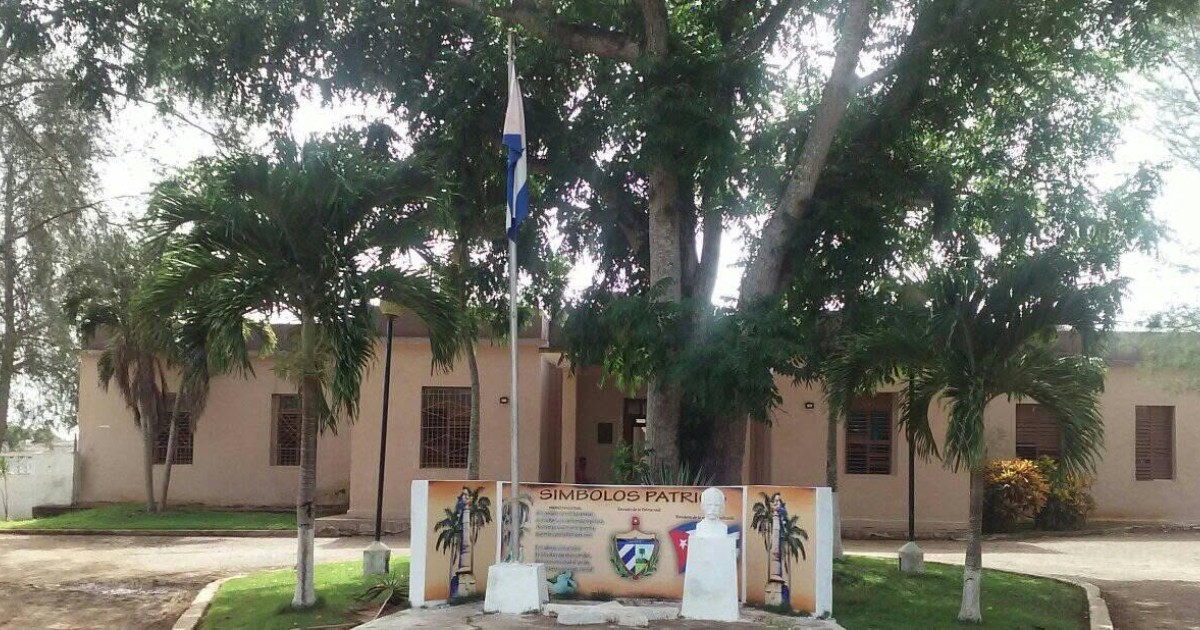 Caught in the Act: Man Arrested for Cutting Fence at Guanábana Psychiatric Hospital, Matanzas