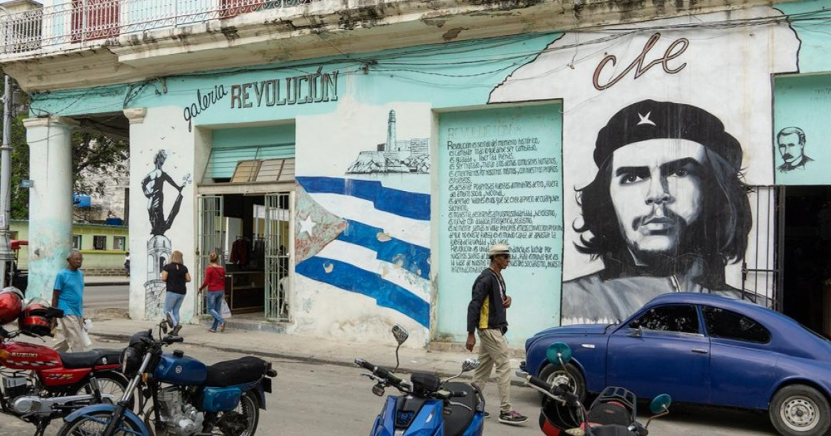 Cuban Scholar Condemns Supporters of Dictatorship as "Accomplices of Oppressors"