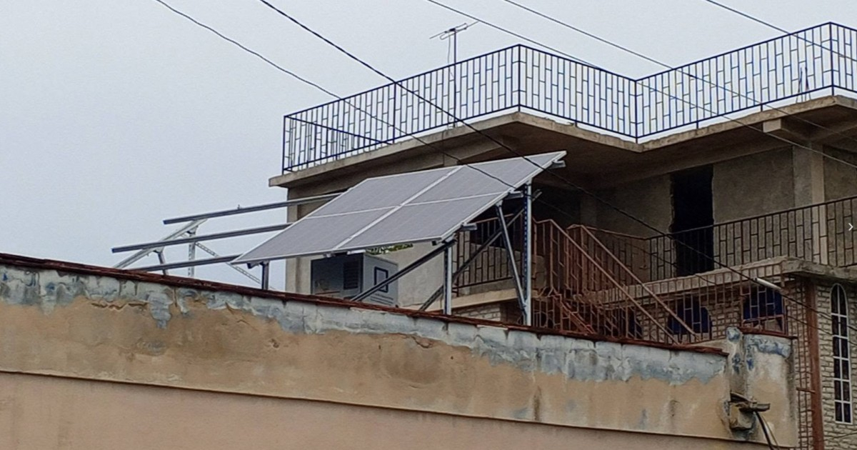 Solar Panel Theft from ETECSA in Santiago de Cuba Leaves Nearly 900 Users Stranded