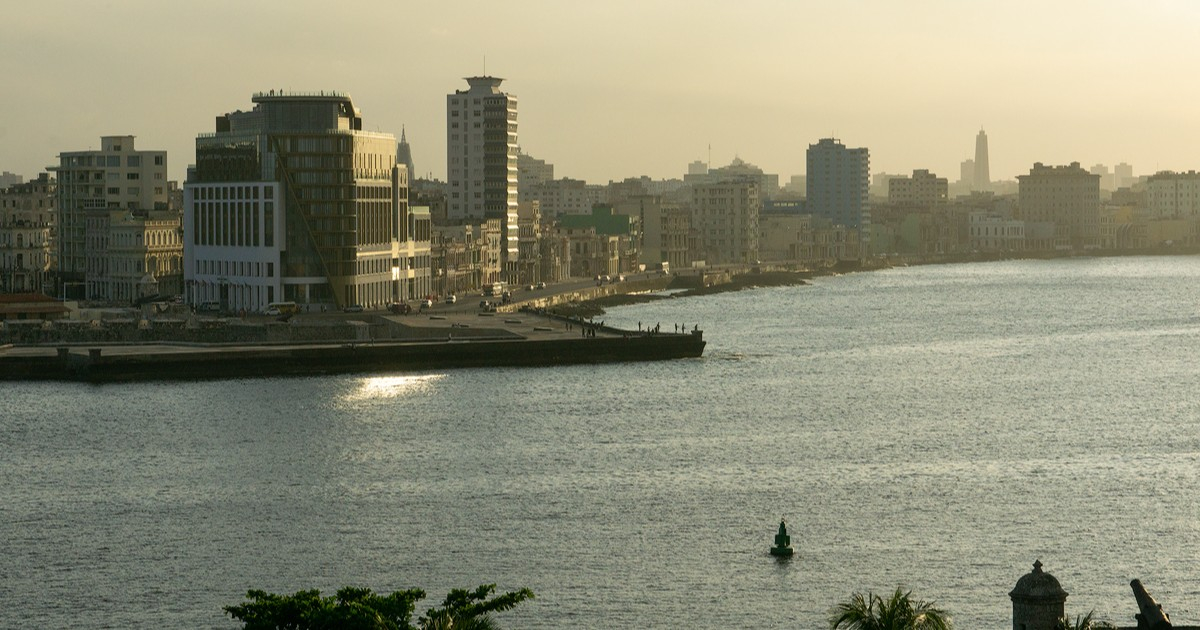 Toxic Microalgae Linked to Fish Ciguatera Discovered in Cuban Waters