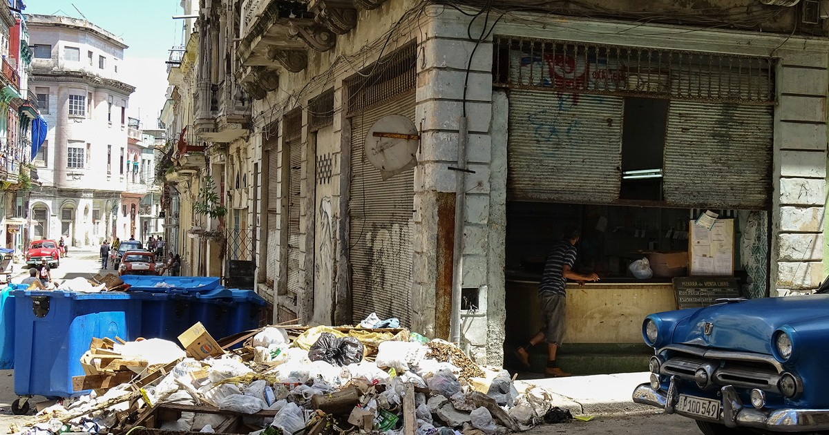 Cuban Government Transforms State-Owned Shops into "Neighborhood Markets"