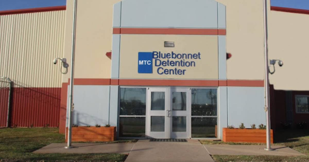 Cubana Held by ICE in Texas for Nearly 10 Months Following Immigration Appointment