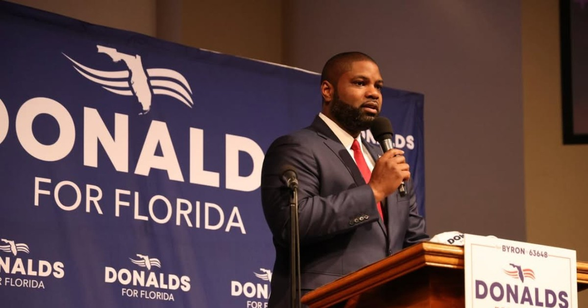 Republican Candidate in Florida Removes Trump References from Campaign Website
