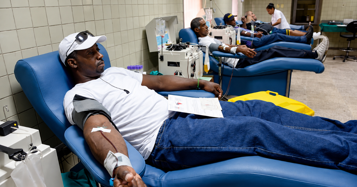 Donantes de sangre en Cuba en 2017 © Granma / Ricardo López Hevia