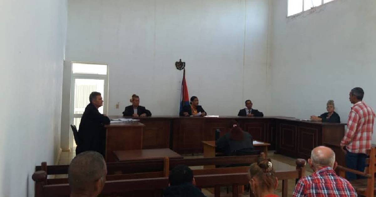 Transformer Oil Theft Trial in Baraguá Leaves Families and Cooperative Powerless