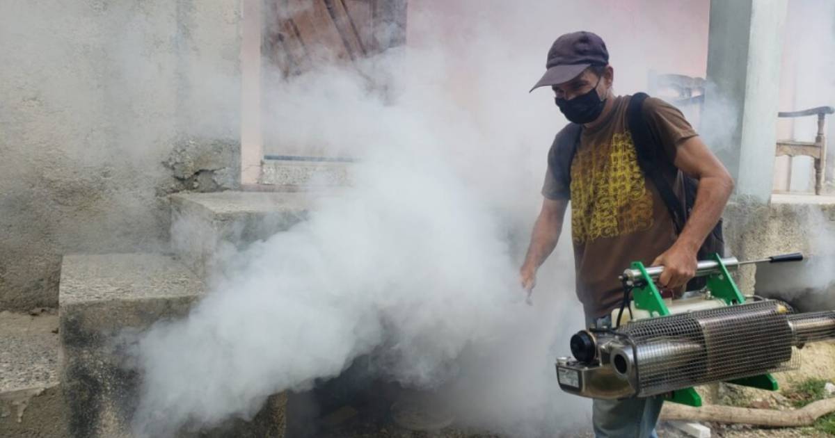 Fuel Shortage Hampers Mosquito Control Efforts in Santiago de Cuba Amid Outbreak