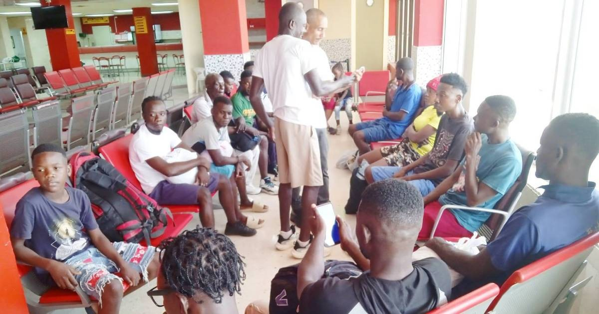 Voluntary Return of 17 Haitian Migrants from Playa Siboney Announced