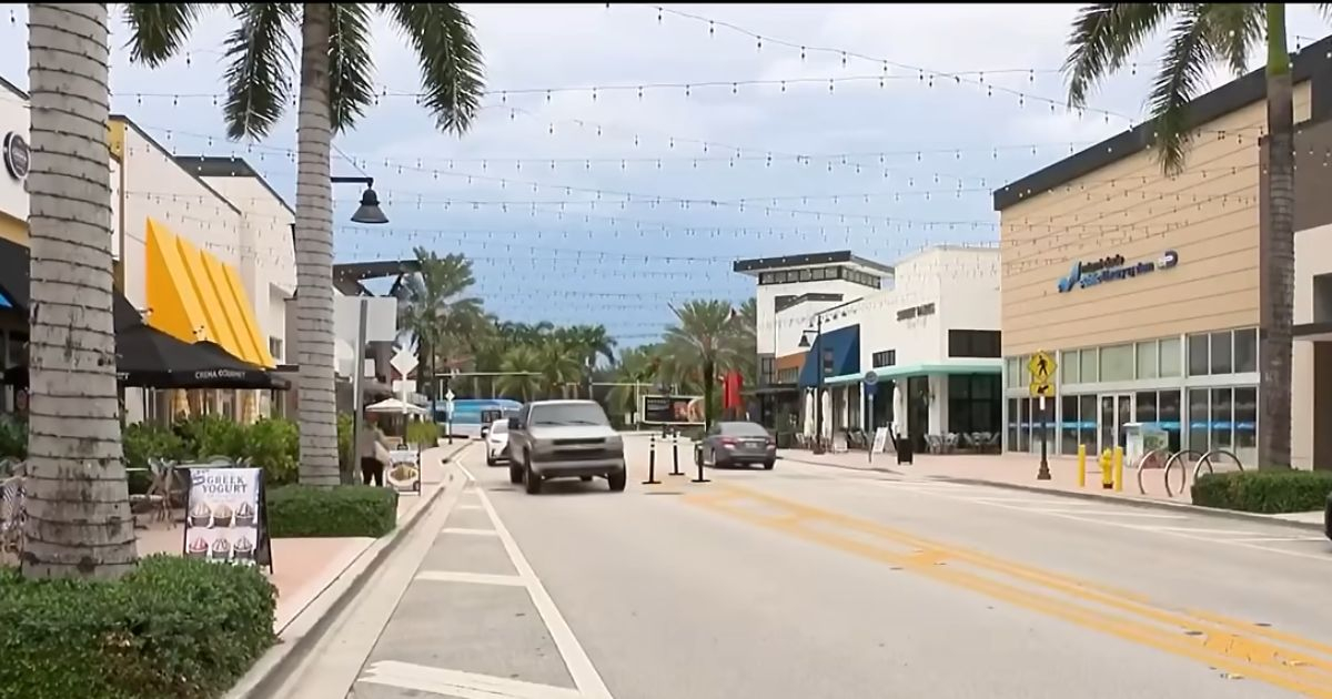 Fear of ICE Raids Drives Miami-Dade Small Businesses to the Brink: Plummeting Sales and Quitting Employees