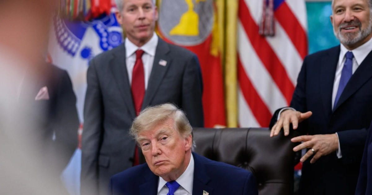 Trump Reveals Senator's Phone Number to Push for Daylight Saving Time Legislation