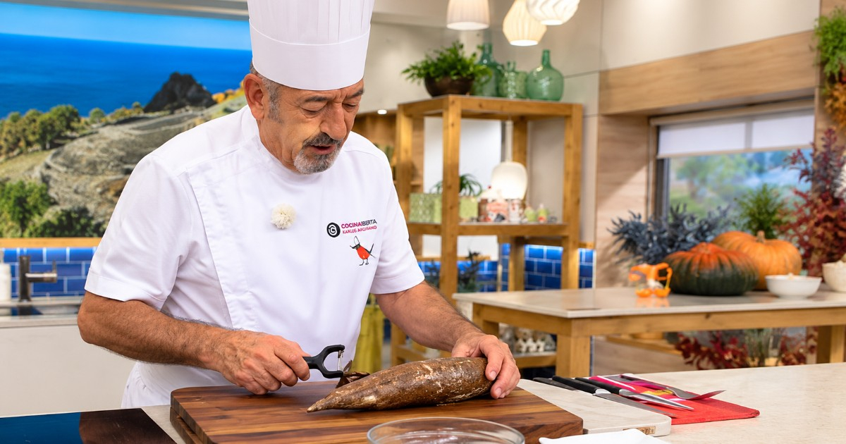 Spanish Chef Karlos Arguiñano Sparks Laughter with His Yucca Peeling Technique