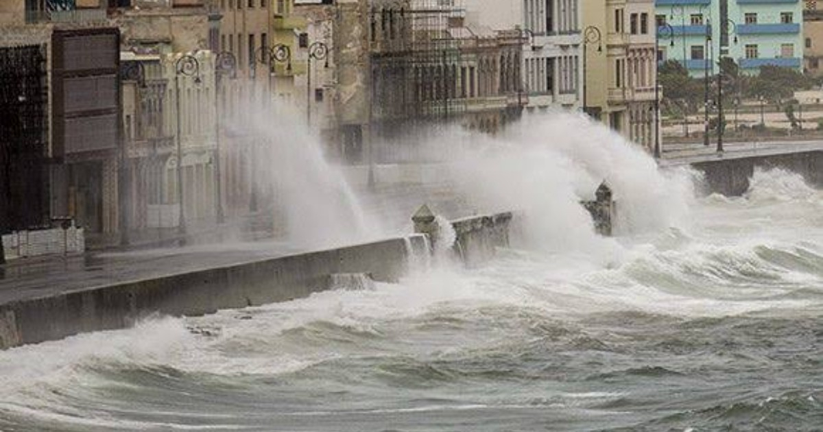 Will Cuba Be Impacted by Tropical Depression Nine? Insights from the National Hurricane Center