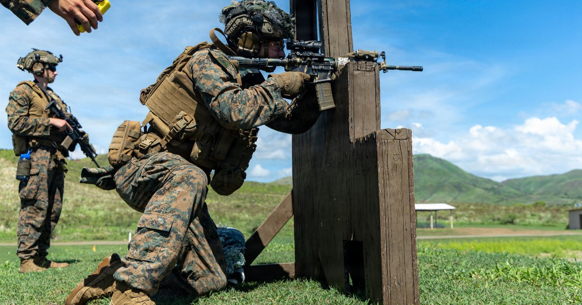 U.S. Marines Conduct Combat Readiness Evaluations in Puerto Rico Amidst Rising Tensions with Cuba