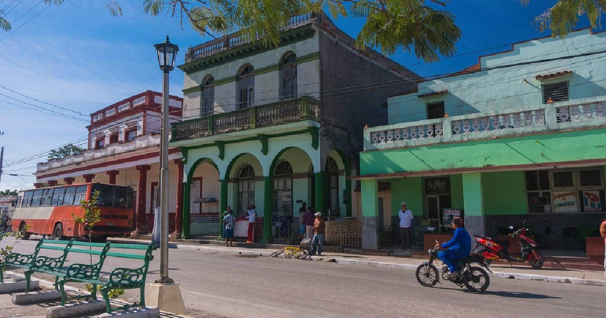 Fishing Village in Pinar del Río Faces Power Outages and High Fishing Costs