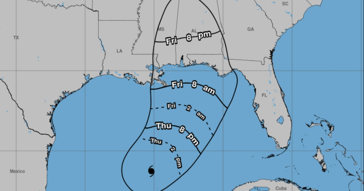 Hurricane Center Expands Storm Surge Warning in Florida as Hurricane Isaias Intensifies