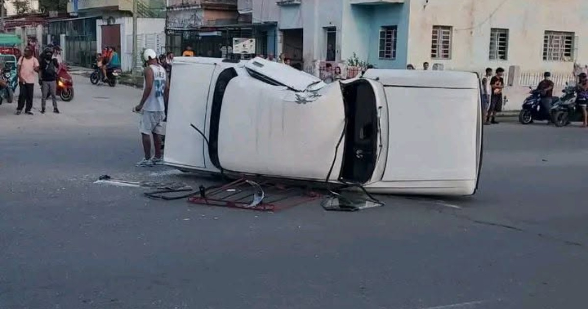 Driver Critically Injured in Major Marianao Crash