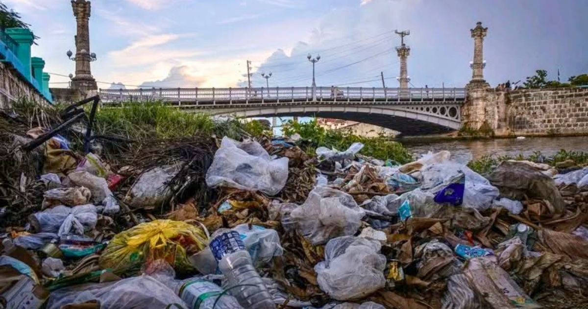 Children Begging for Coins and Elderly Sifting Through Trash: A Matanzas Journalist's Stark Chronicle of Cuba's Crisis