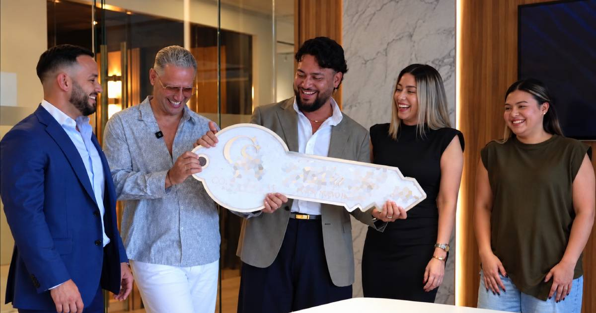 Yoyi and Preña Palma Celebrate Their First Home Purchase in the U.S.: "A Dream Realized"