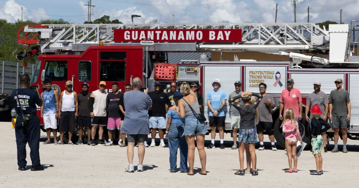 Senate Report Criticizes Massive Spending on Guantánamo Bay Immigration Operation: 445 Staff, No Detainees