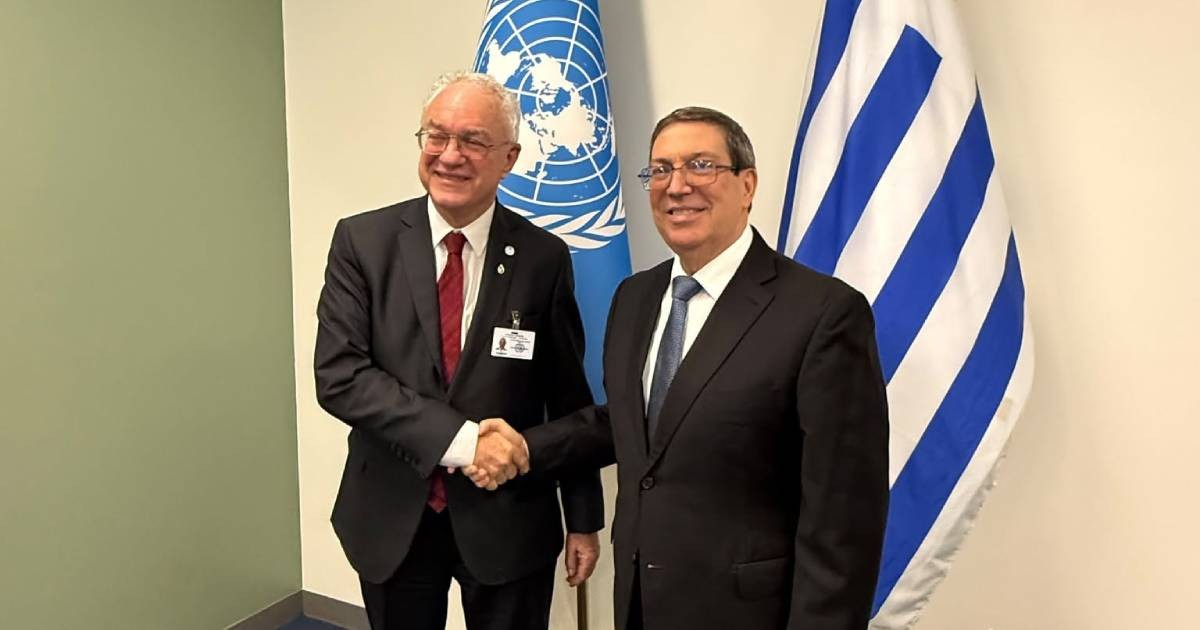 Uruguayan Foreign Minister Calls for Internal Dialogue in Cuba and Offers Solar Panels Amid Crisis