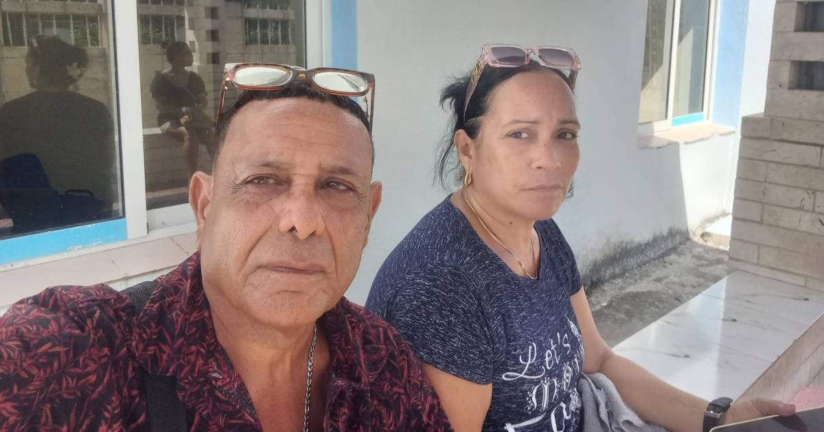 Cuban Journalist Claims State Security Threatened to Block Her Daughter's Surgery