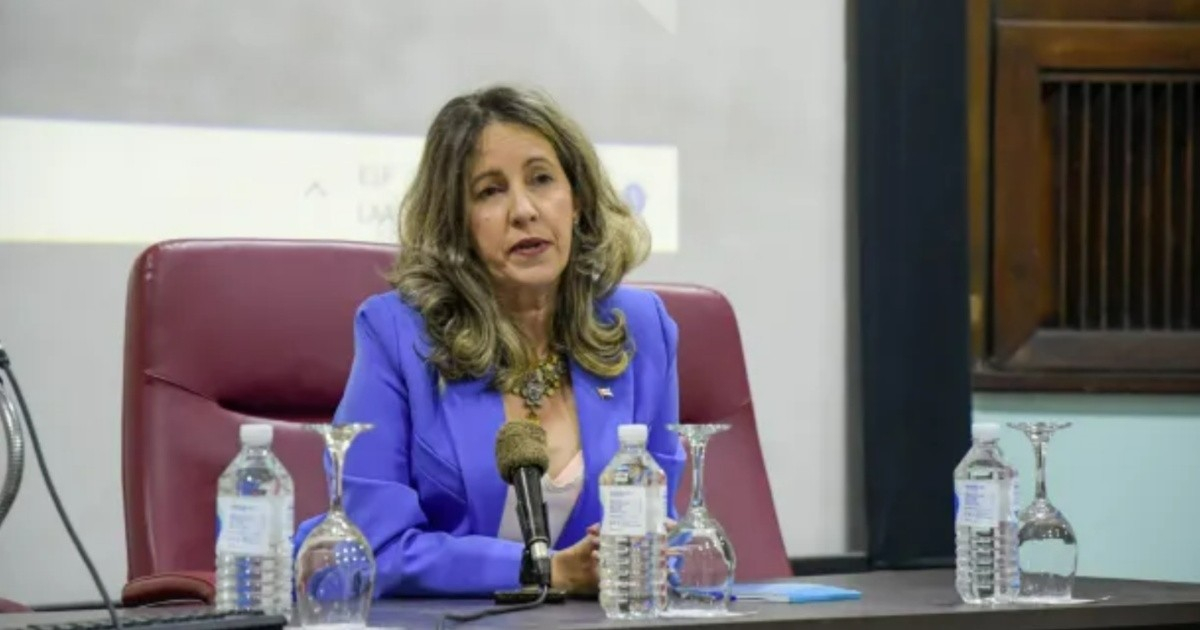 Education Minister Acknowledges Private Sector's Role in Supporting Cuban School Year