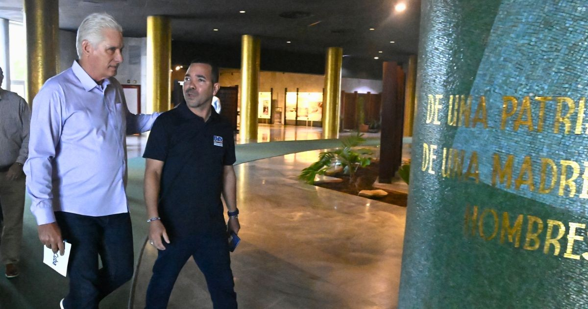 Diaz-Canel Talks Art and Socialism While Cuba Faces Dire Challenges