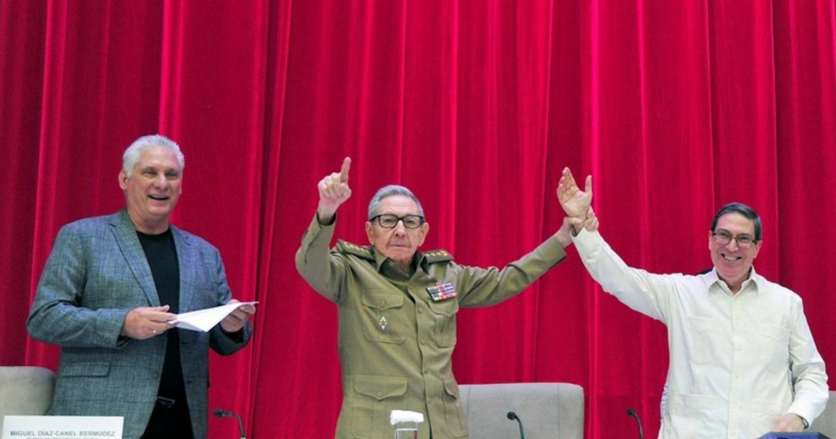 Bruno Rodríguez Criticizes Florida Politicians as "Parasites" Following Arrest Warrant for Raúl Castro