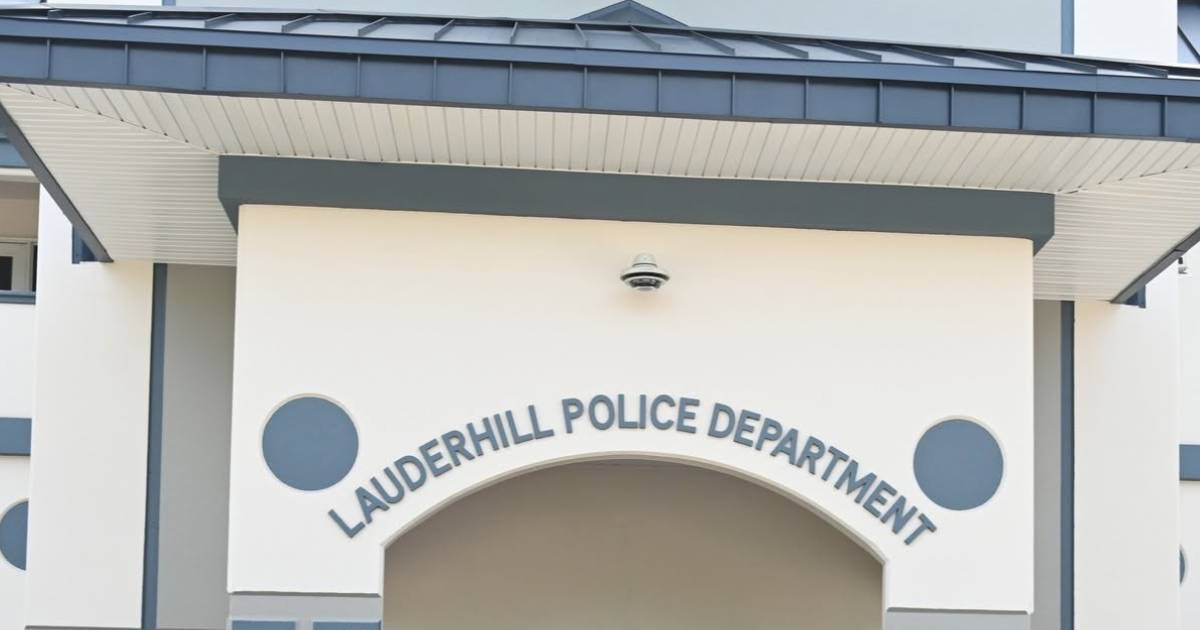 Florida Officer Charged with Identity Theft to Seize Deceased Man’s Home