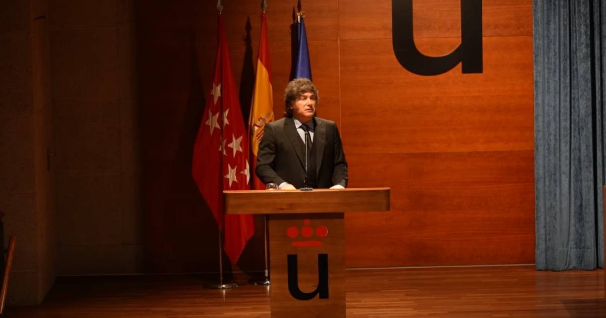 Cuban-Born Dean Sparks Controversy at Spanish University Over Javier Milei's Visit