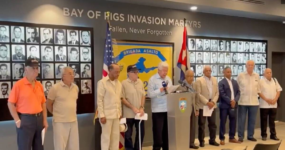 Over 130 Former Cuban Political Prisoners Demand Release of Current Prisoners Before Any Talks with Regime