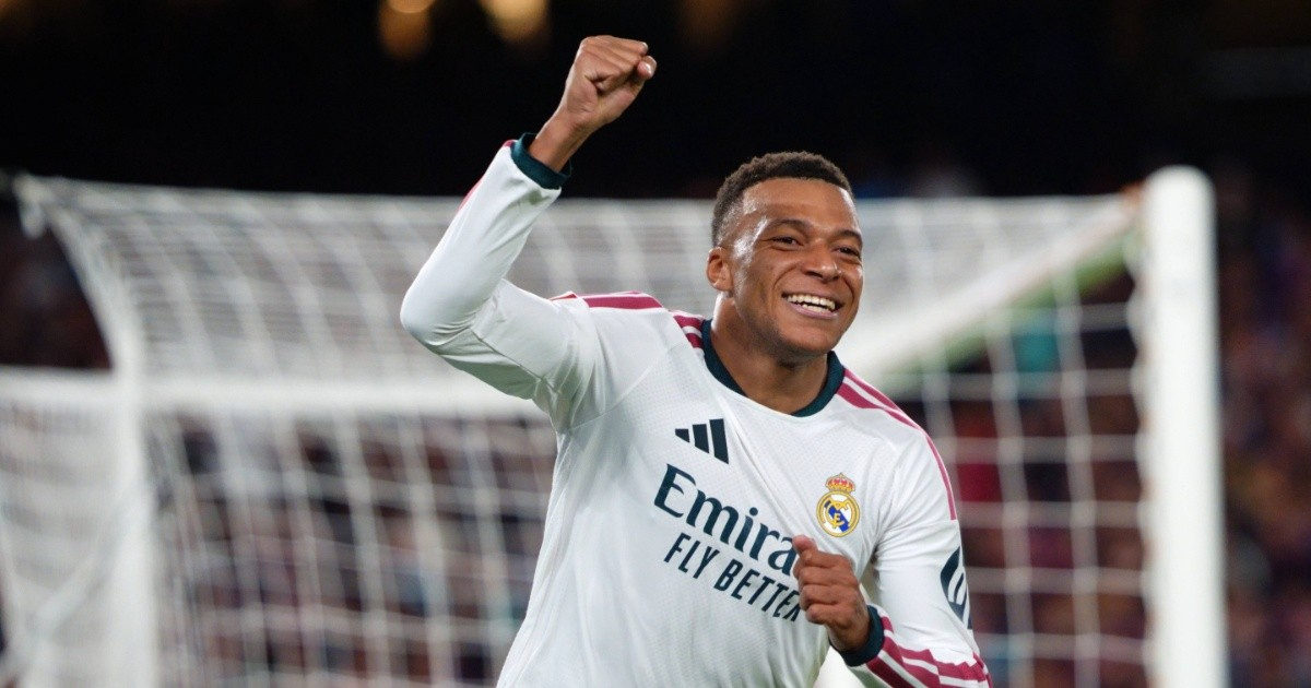 Real Madrid Triumphs Over Barcelona at Camp Nou with Mbappé's Double