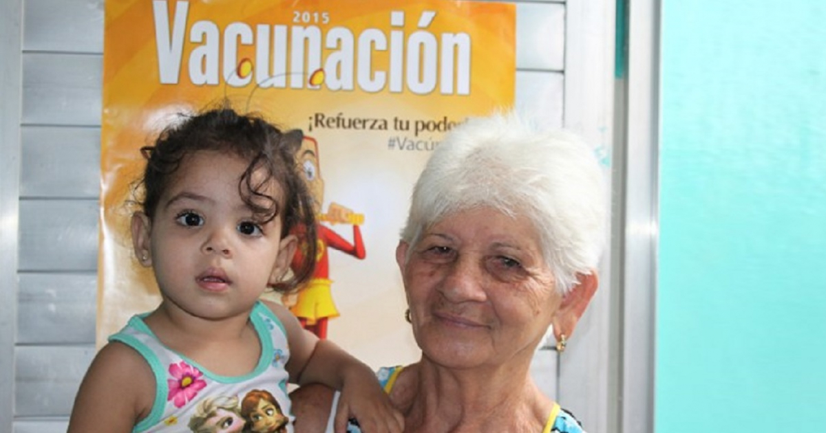 Vacunación en Cuba contra la gripe © Paho