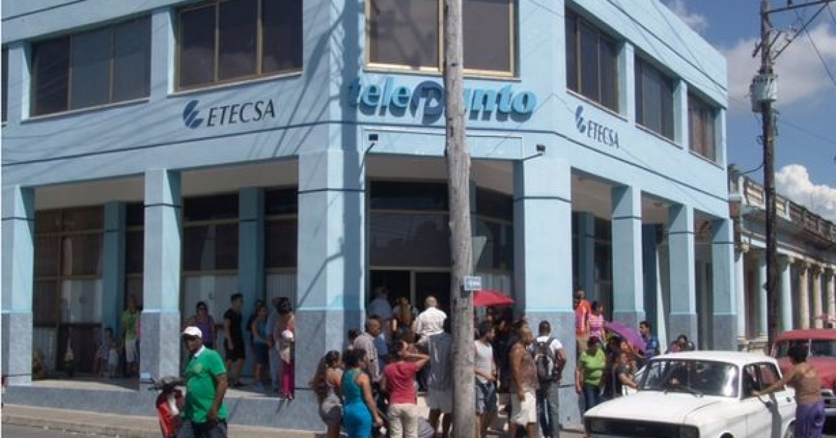 ETECSA en Pinar del Rio © http://translatingcuba.com