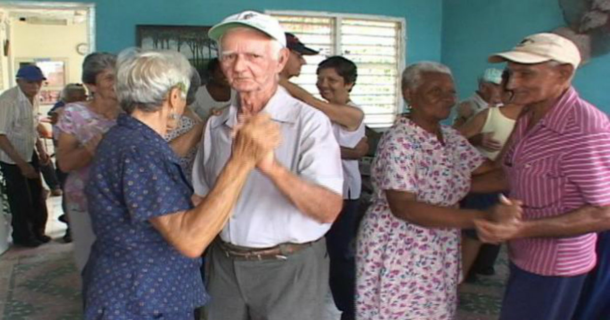 Jubilados cubanos. © Radio Habana Cuba.