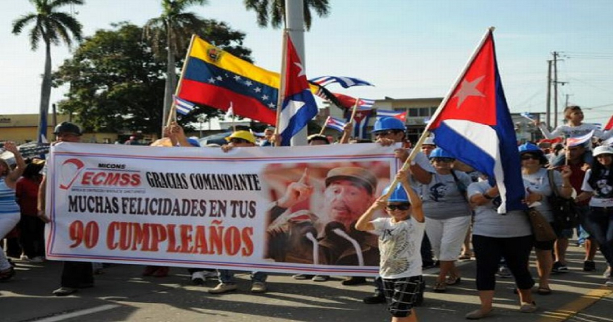  © Partidarios de Evo Morales celebrarán en Bolivia cumpleaños 90 de Fidel Castro