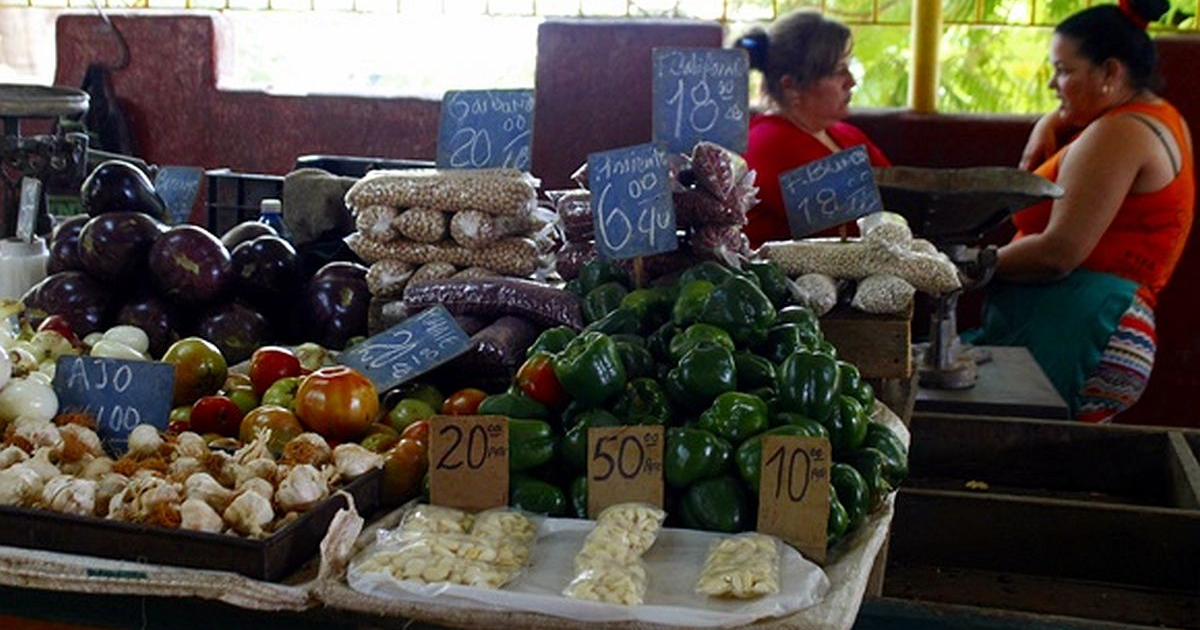 Cuba rebaja alimentos en moneda nacional © Cuba anuncia más rebajas Esta vez a alimentos en moneda nacional