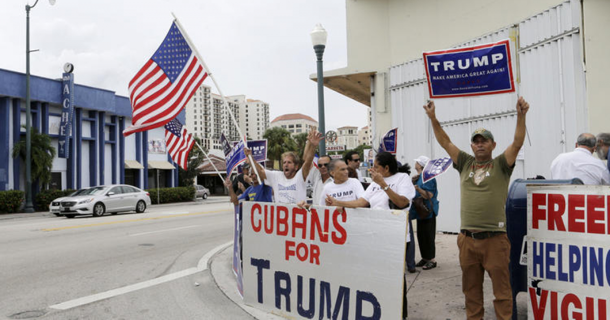 Cubanos por Trump © Alan Díaz/ Orlando Sentinel