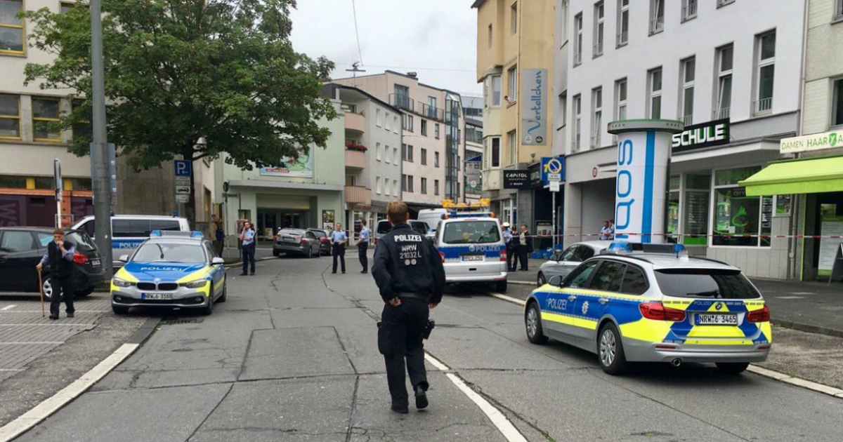 Policía alemana vigilando en la ciudad de Wuppertal © WDR