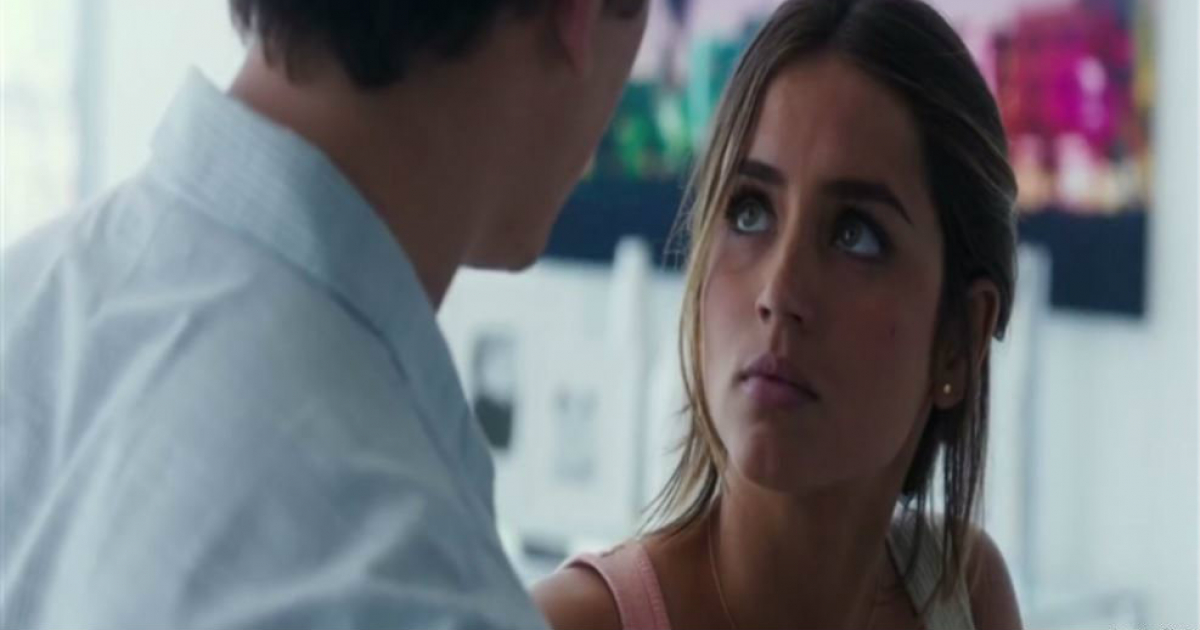 Escena de Ana de Armas con Miles Teller en la película 'War Dogs' © Martí Noticias