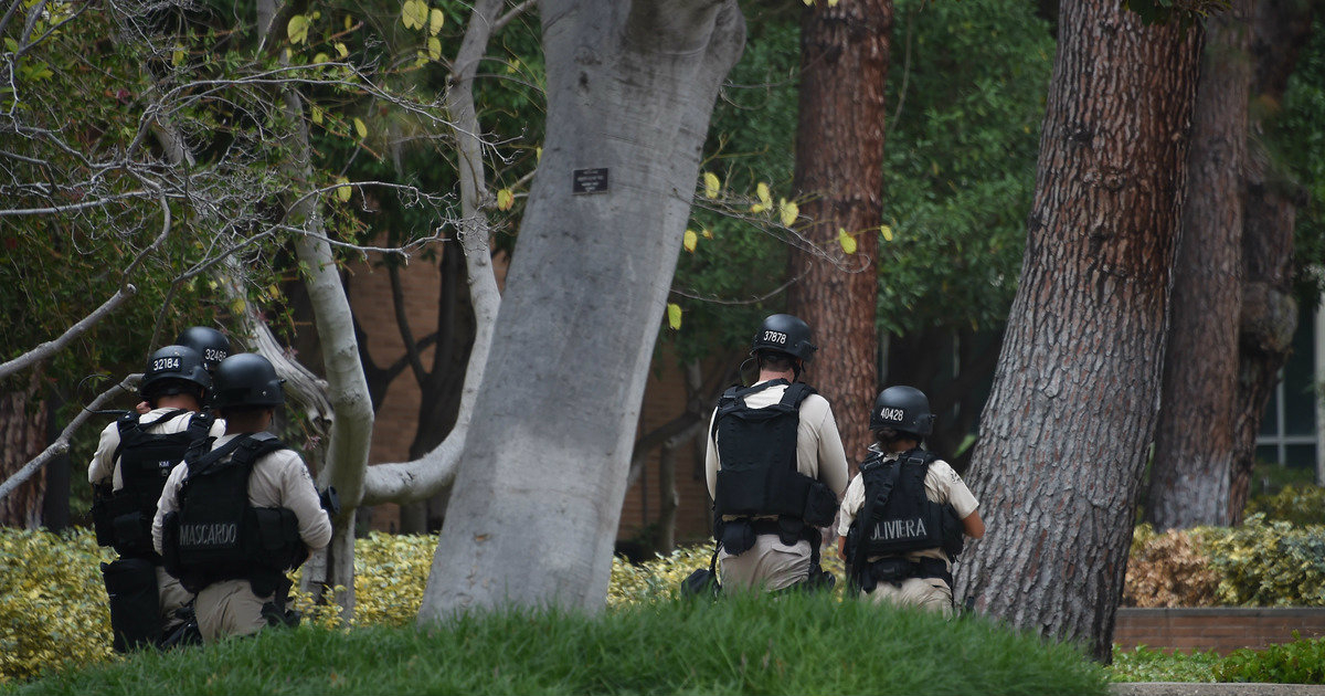 Policía de Los Ángeles en la Universidad de California © soysd.mx