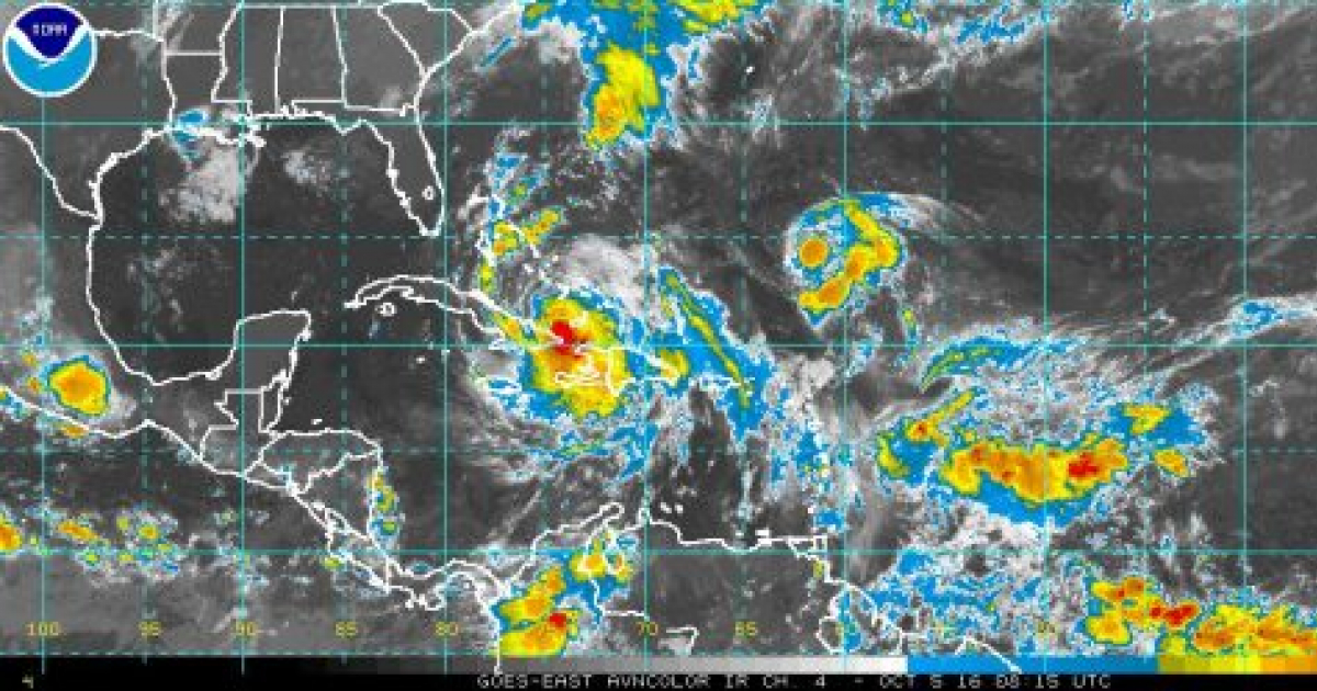 Mapa satélite de la posición del huracán Matthew © NHC