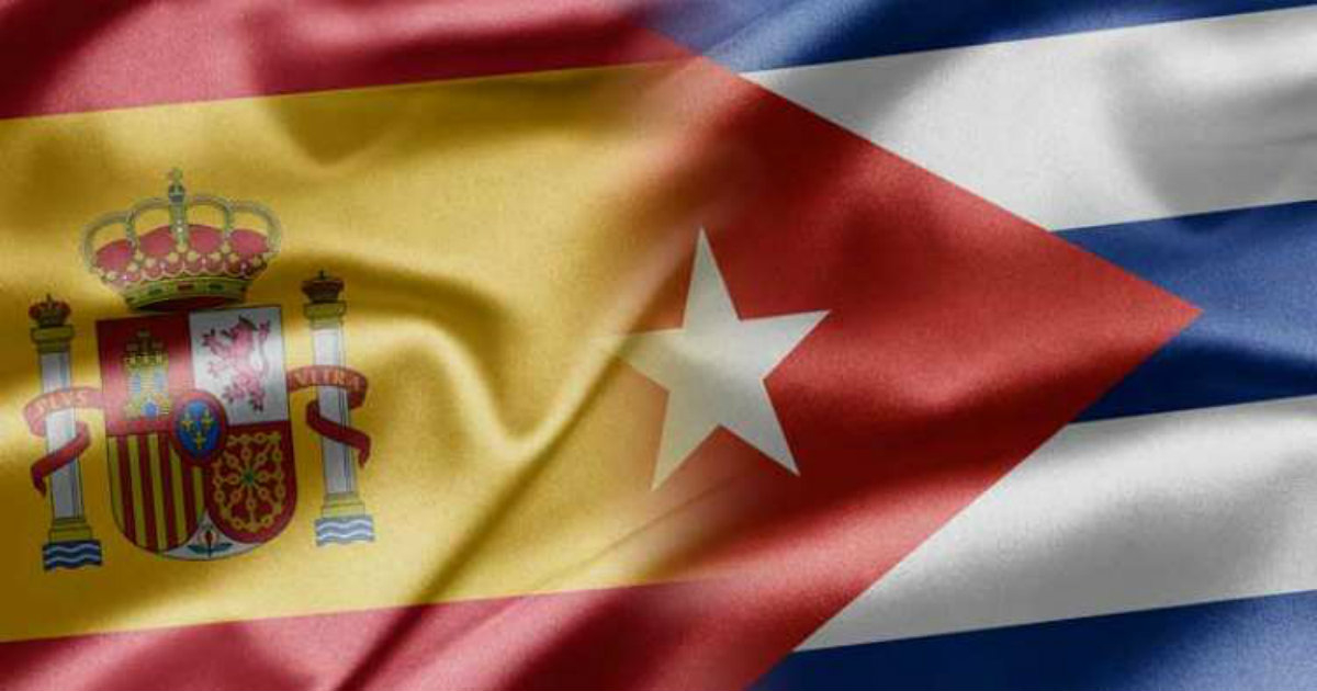 Bandera de Cuba y España © Minrex