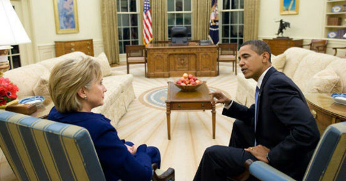 Barack Obama y Hillary Clinton © Wikipedia